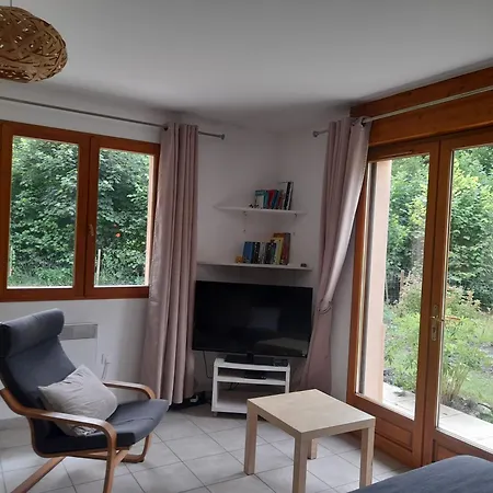Avec Jardin Au Pied De L'alpe D'huez Apartment *