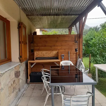 Avec Jardin Au Pied De L'alpe D'huez La Garde (Isere)